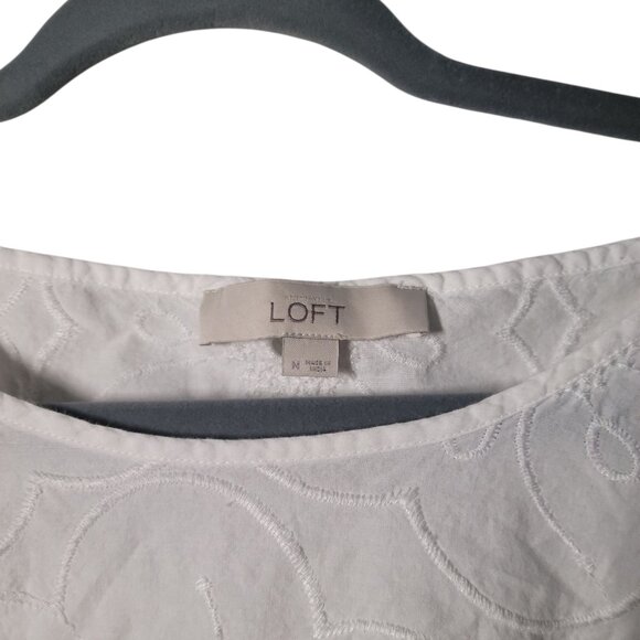 LOFT Whimsy Croquet Embroidered Floral Texture Scalloped Hemline Top - Picture 3 of 4